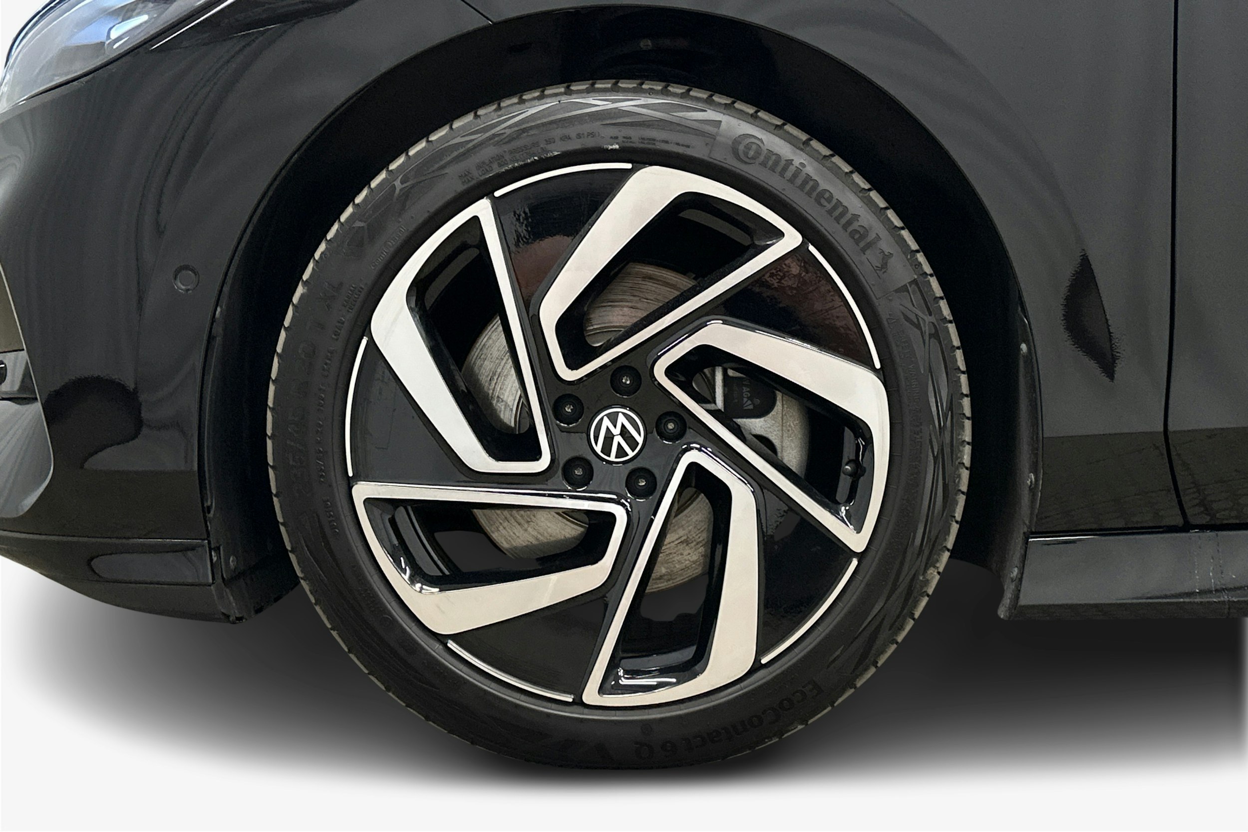 musta Volkswagen ID.7 2024 kuva 11.
