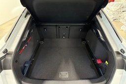 Valkoinen Volkswagen ID.7 2024 kuva 15.