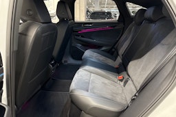 Valkoinen Volkswagen ID.7 2024 kuva 16.