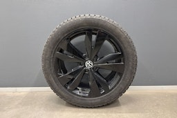 sininen Volkswagen ID.7 2024 kuva 13.