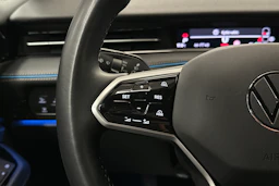 valkoinen Volkswagen ID.7 2024 kuva 21.
