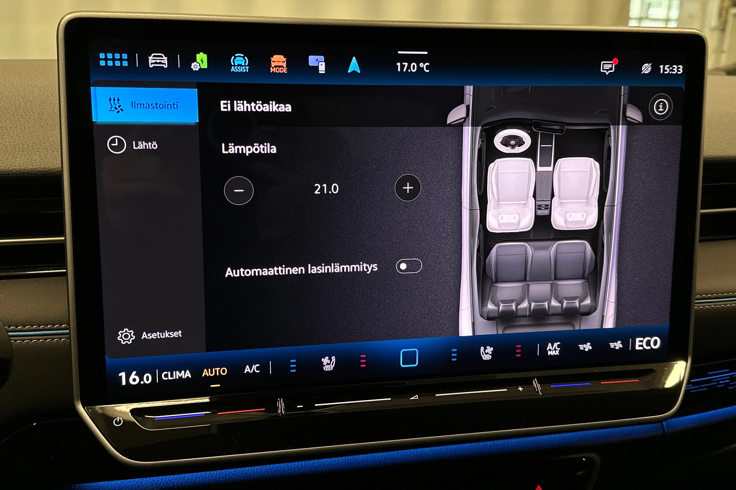 valkoinen Volkswagen ID.7 2024 kuva 32.