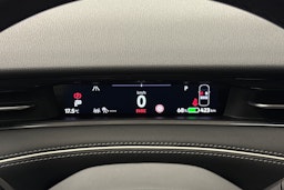 sininen Volkswagen ID.7 2024 kuva 12.