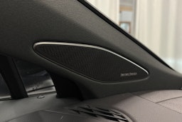 sininen Volkswagen ID.7 2024 kuva 23.