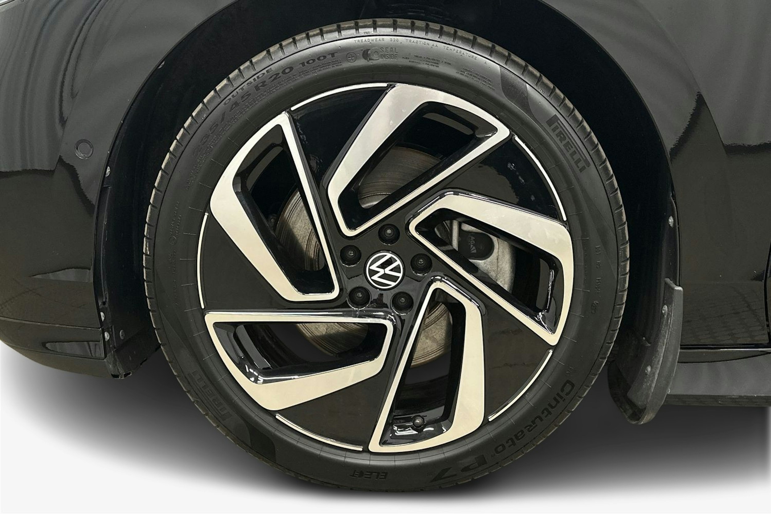 musta Volkswagen ID.7 2024 kuva 9.