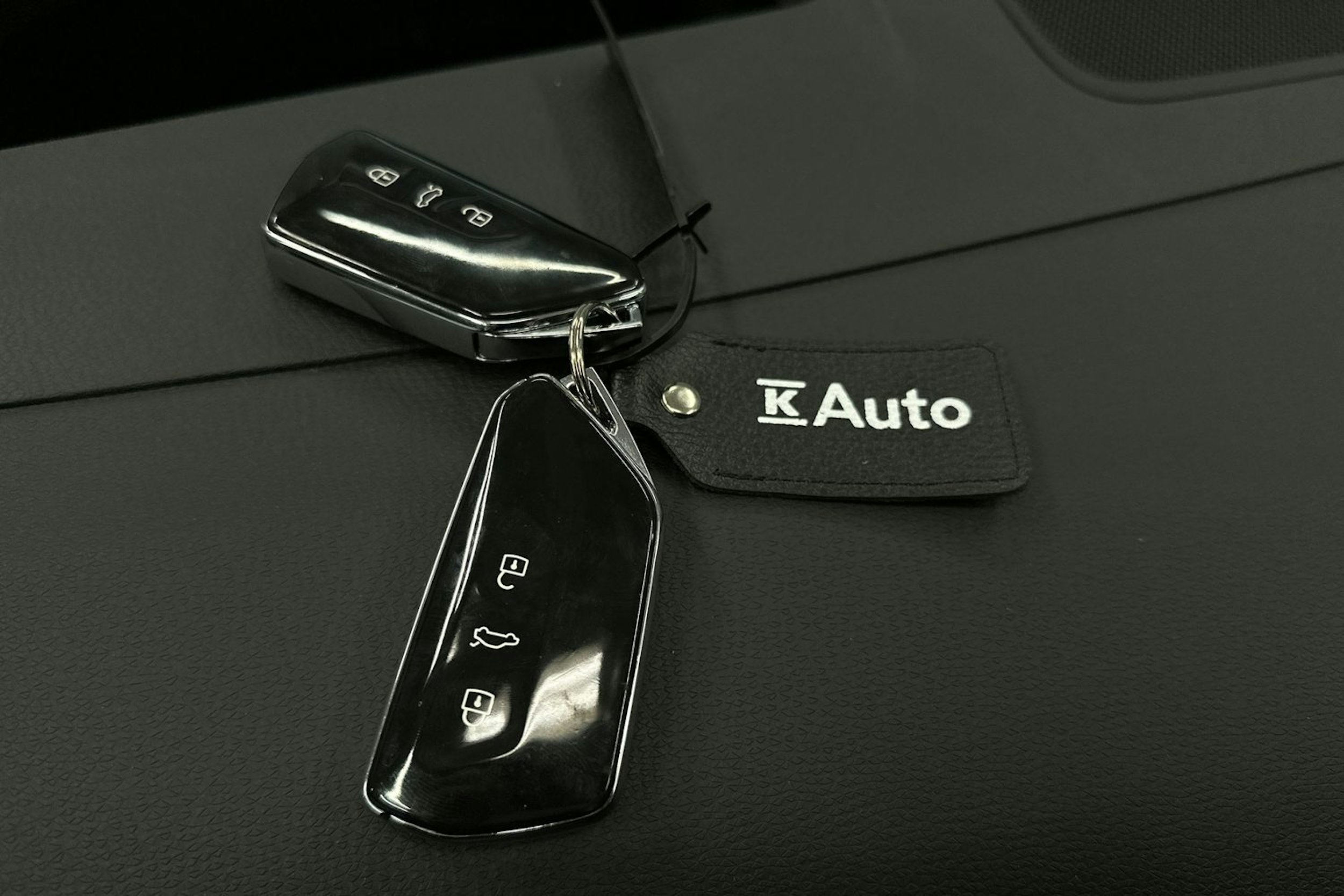 musta Volkswagen ID.7 2024 kuva 40.
