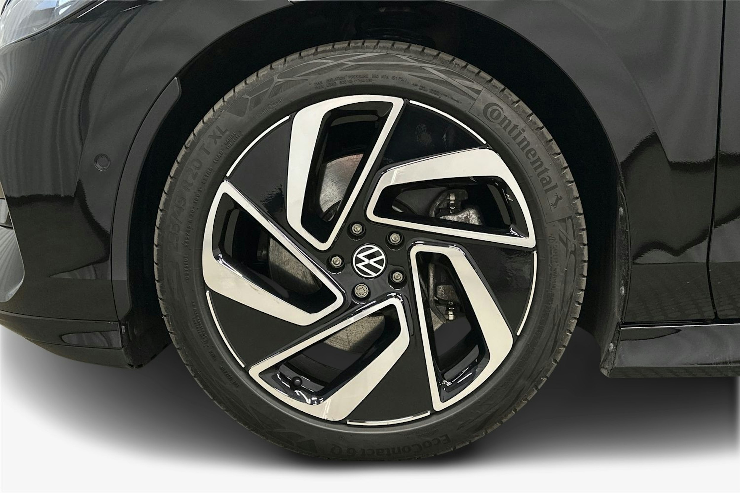musta Volkswagen ID.7 2024 kuva 11.
