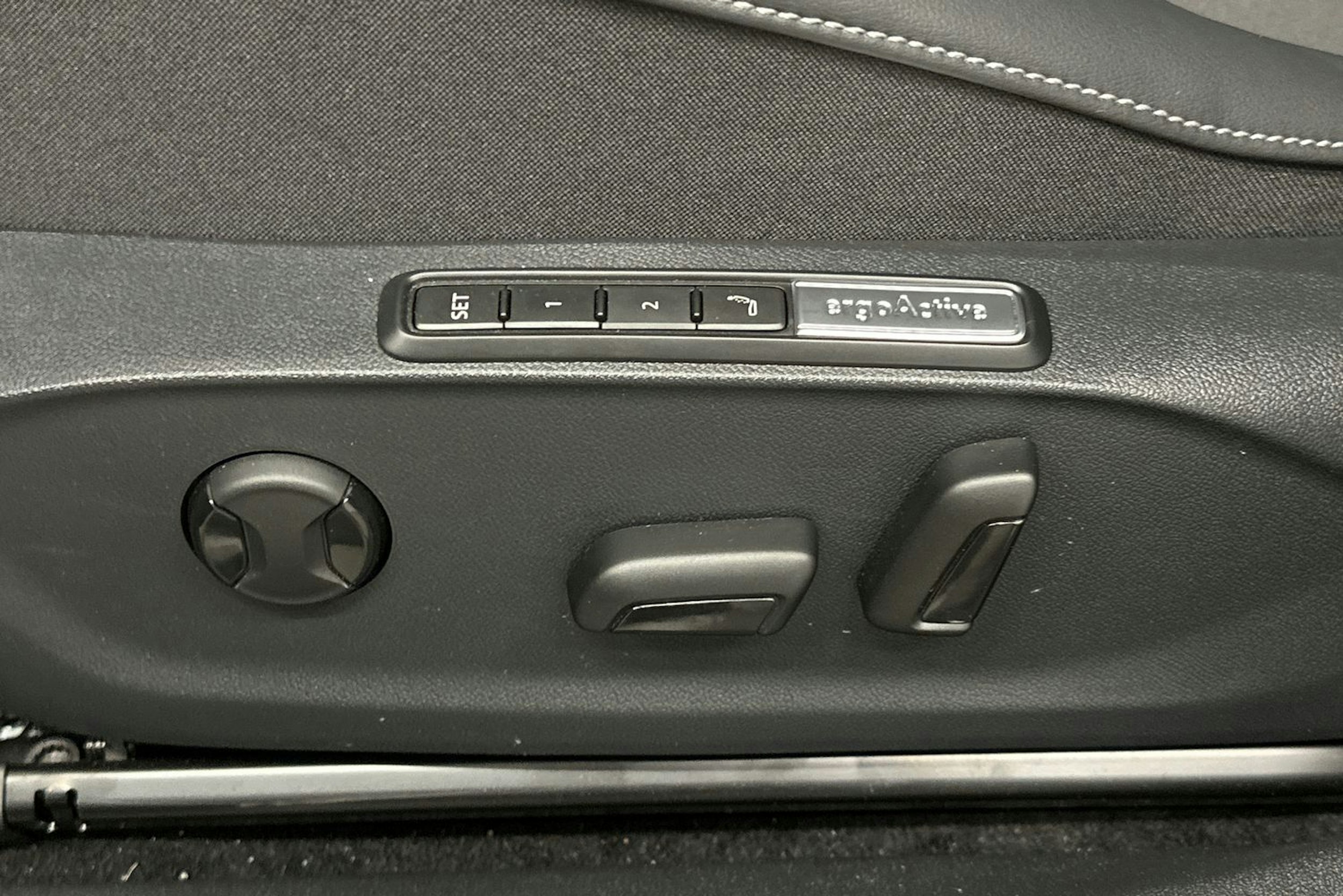 musta Volkswagen ID.7 2024 kuva 20.