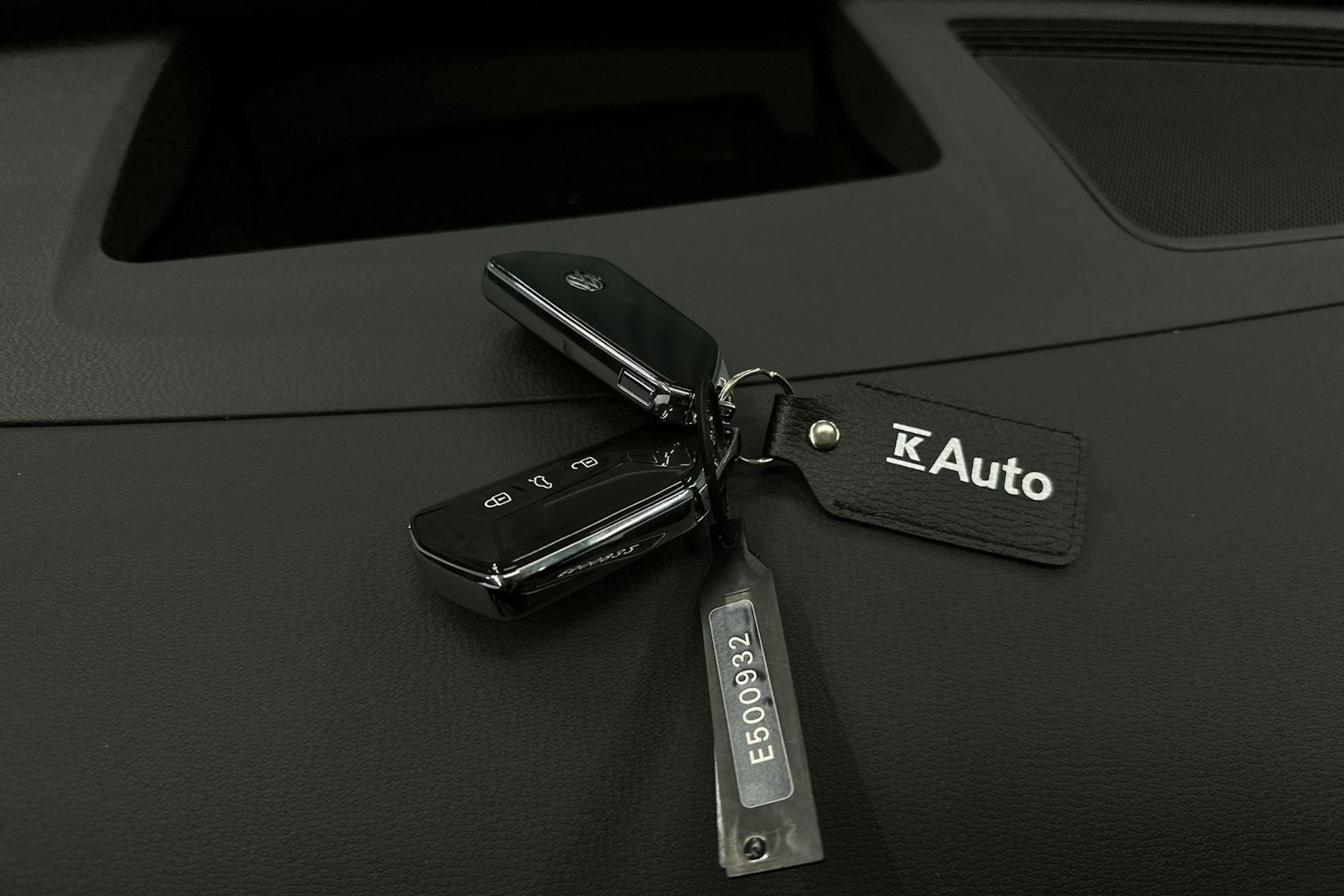 musta Volkswagen ID.7 2024 kuva 40.
