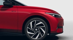 punainen Volkswagen ID.7 2025 kuva 5.