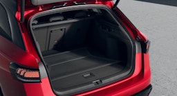 punainen Volkswagen ID.7 2025 kuva 6.