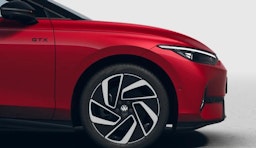 punainen Volkswagen ID.7 2025 kuva 5.