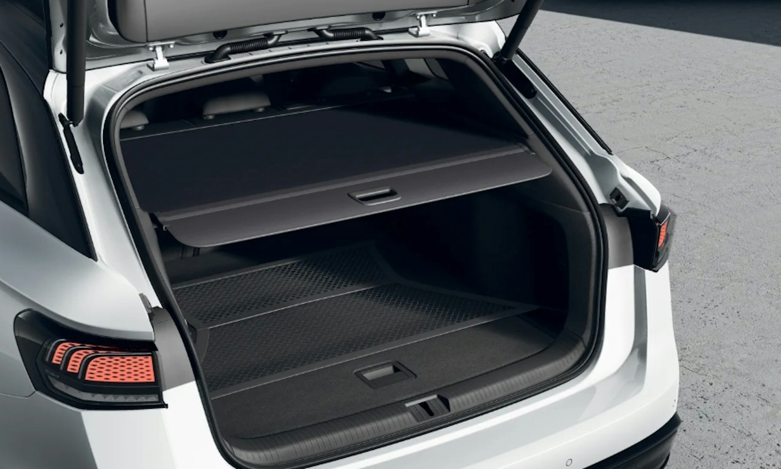 valkoinen Volkswagen ID.7 2025 kuva 6.