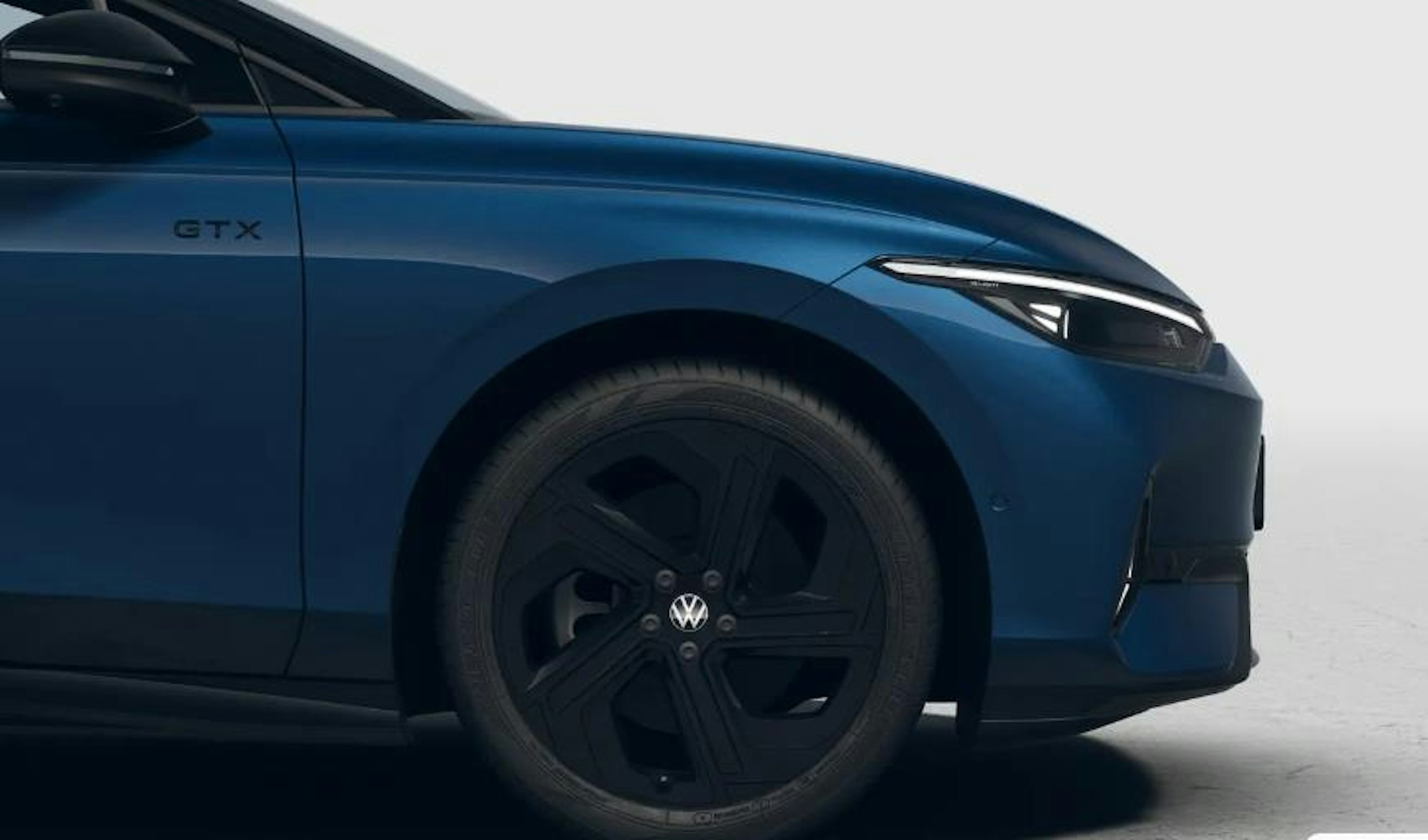 sininen Volkswagen ID.7 2025 kuva 5.