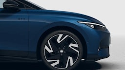 sininen Volkswagen ID.7 2025 kuva 1.