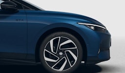 sininen Volkswagen ID.7 2025 kuva 5.