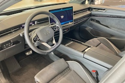 valkoinen Volkswagen ID.7 2025 kuva 6.