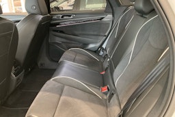 valkoinen Volkswagen ID.7 2025 kuva 8.