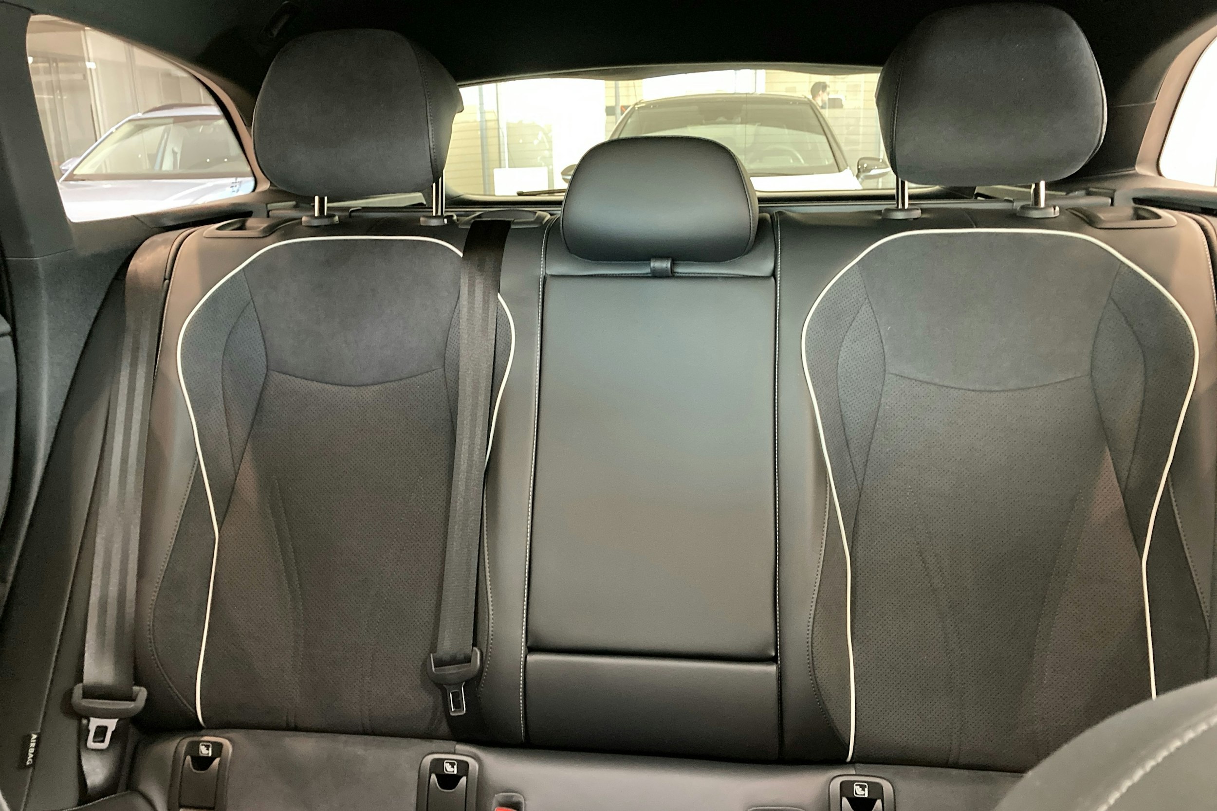 valkoinen Volkswagen ID.7 2025 kuva 12.