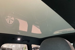 valkoinen Volkswagen ID.7 2025 kuva 20.