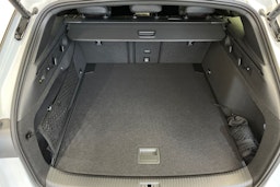 valkoinen Volkswagen ID.7 2025 kuva 11.