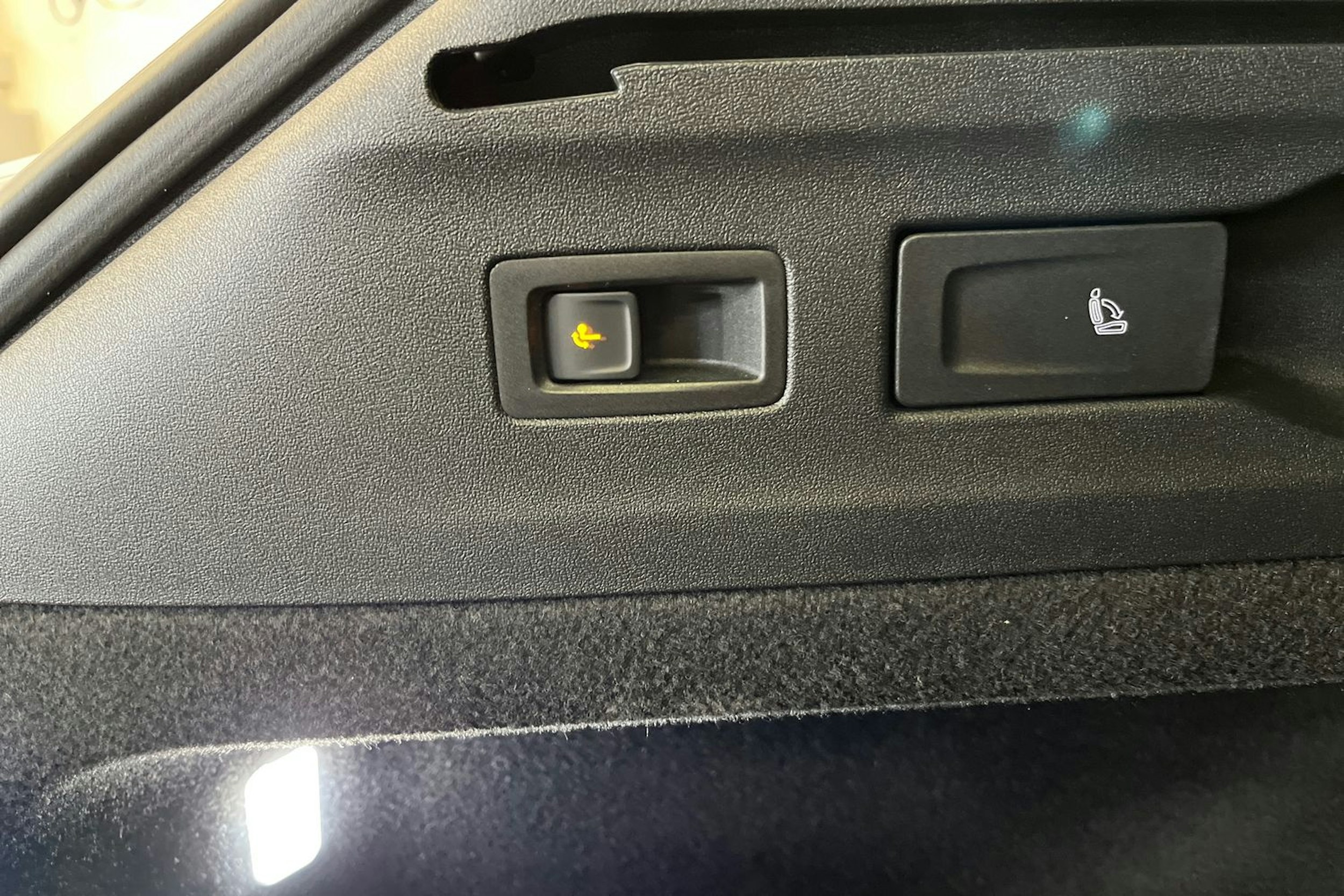 valkoinen Volkswagen ID.7 2025 kuva 12.