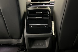 valkoinen Volkswagen ID.7 2025 kuva 17.