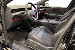met. musta Volkswagen ID.7 2025 kuva 6.