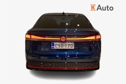 sininen Volkswagen ID.7 2025 kuva 3.