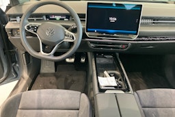 sininen Volkswagen ID.7 2025 kuva 7.