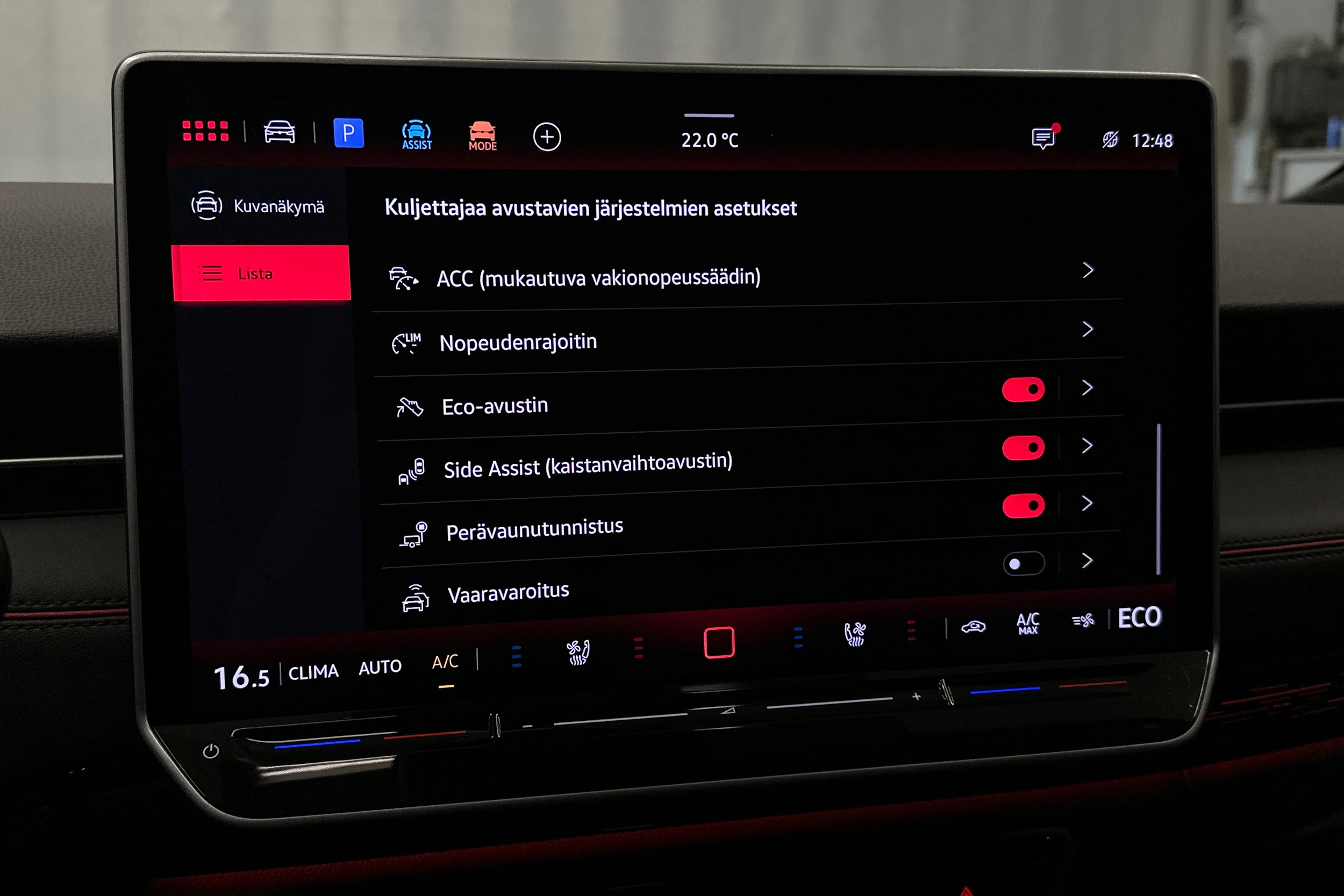 harmaa Volkswagen ID.7 2025 kuva 29.