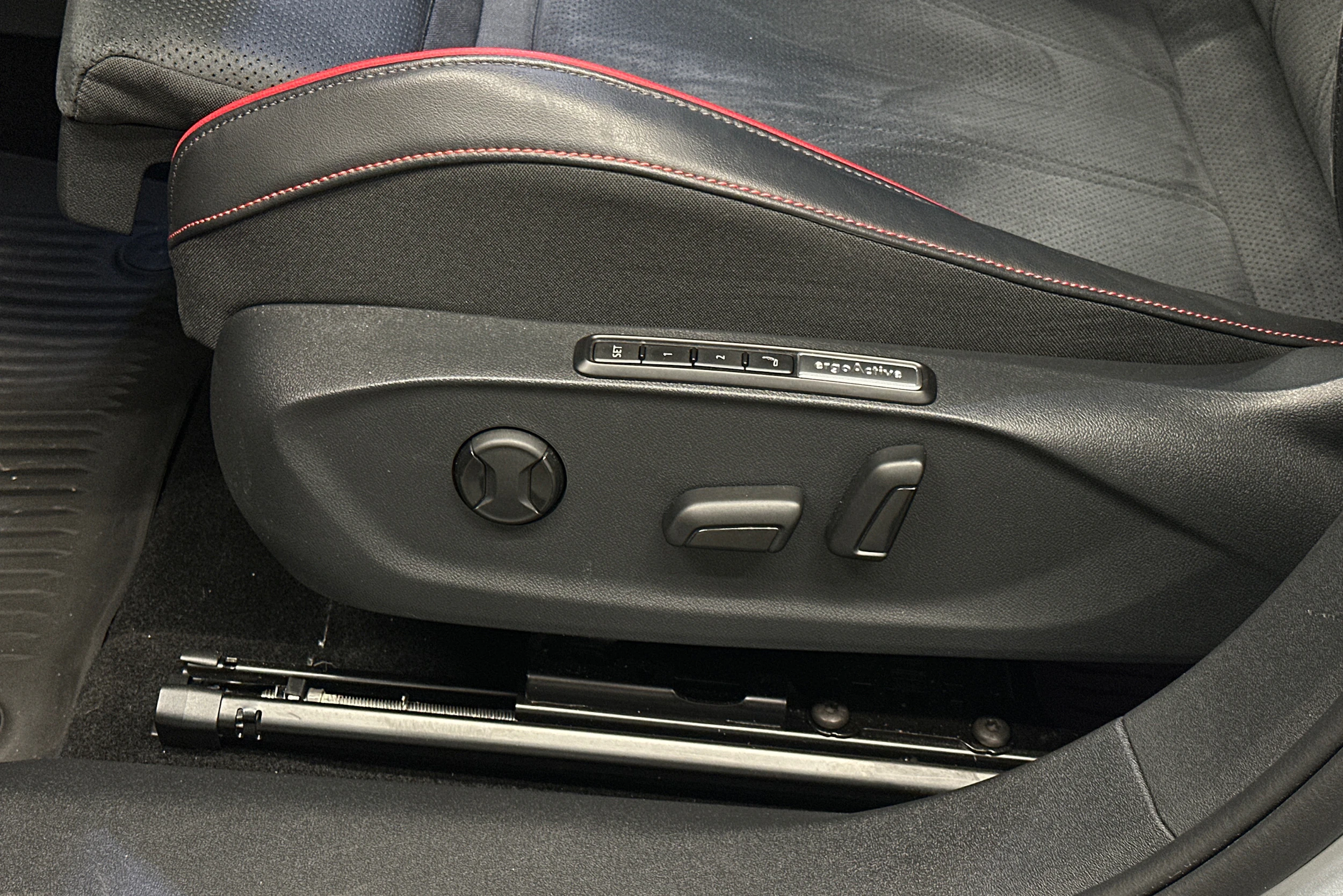 harmaa Volkswagen ID.7 2025 kuva 39.
