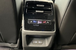 harmaa Volkswagen ID.7 2025 kuva 11.