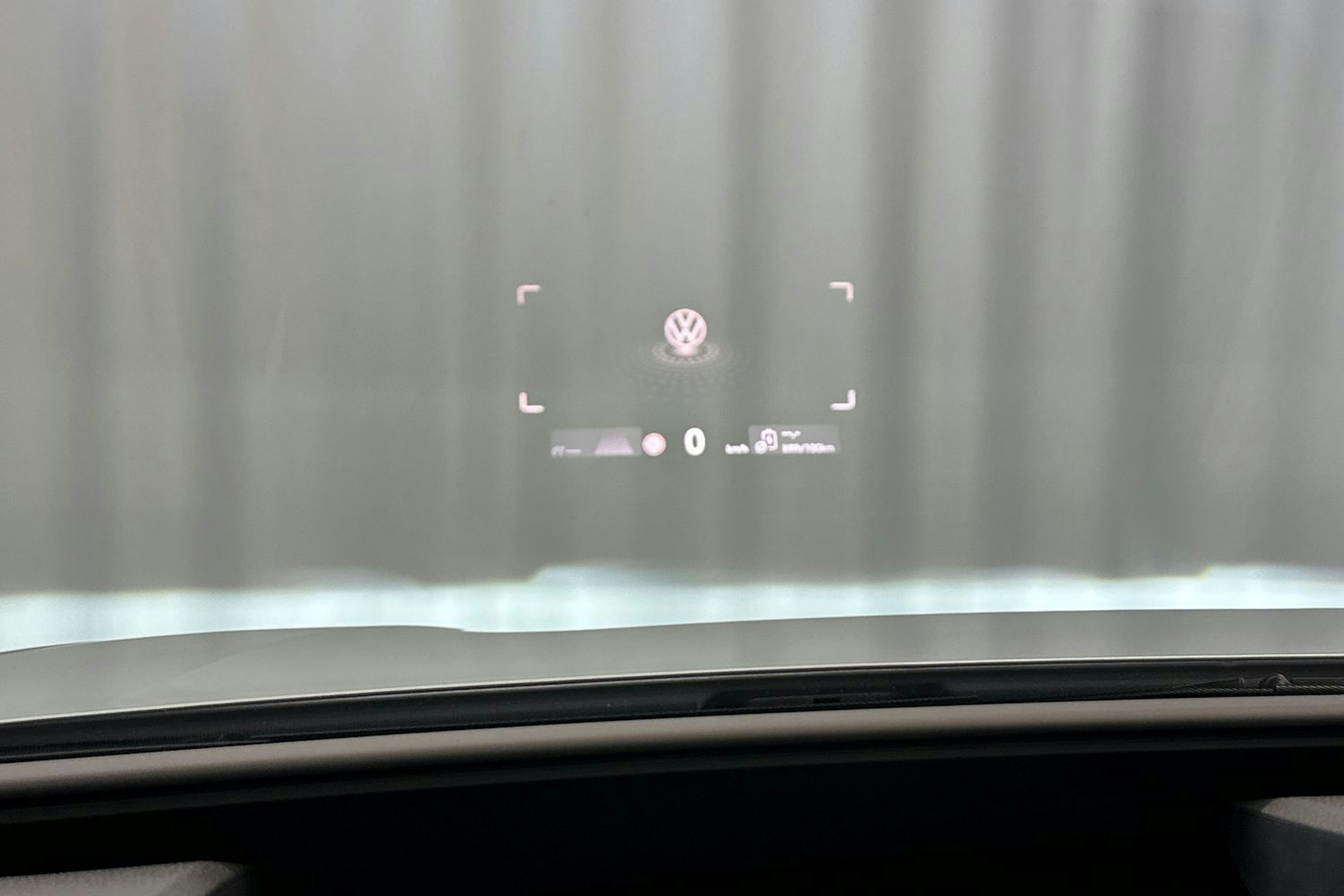 harmaa Volkswagen ID.7 2025 kuva 23.