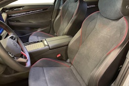met. harmaa Volkswagen ID.7 2025 kuva 8.