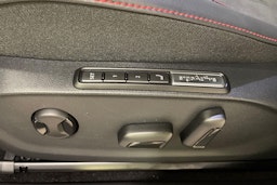 met. harmaa Volkswagen ID.7 2025 kuva 20.
