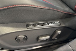 musta Volkswagen ID.7 2025 kuva 15.