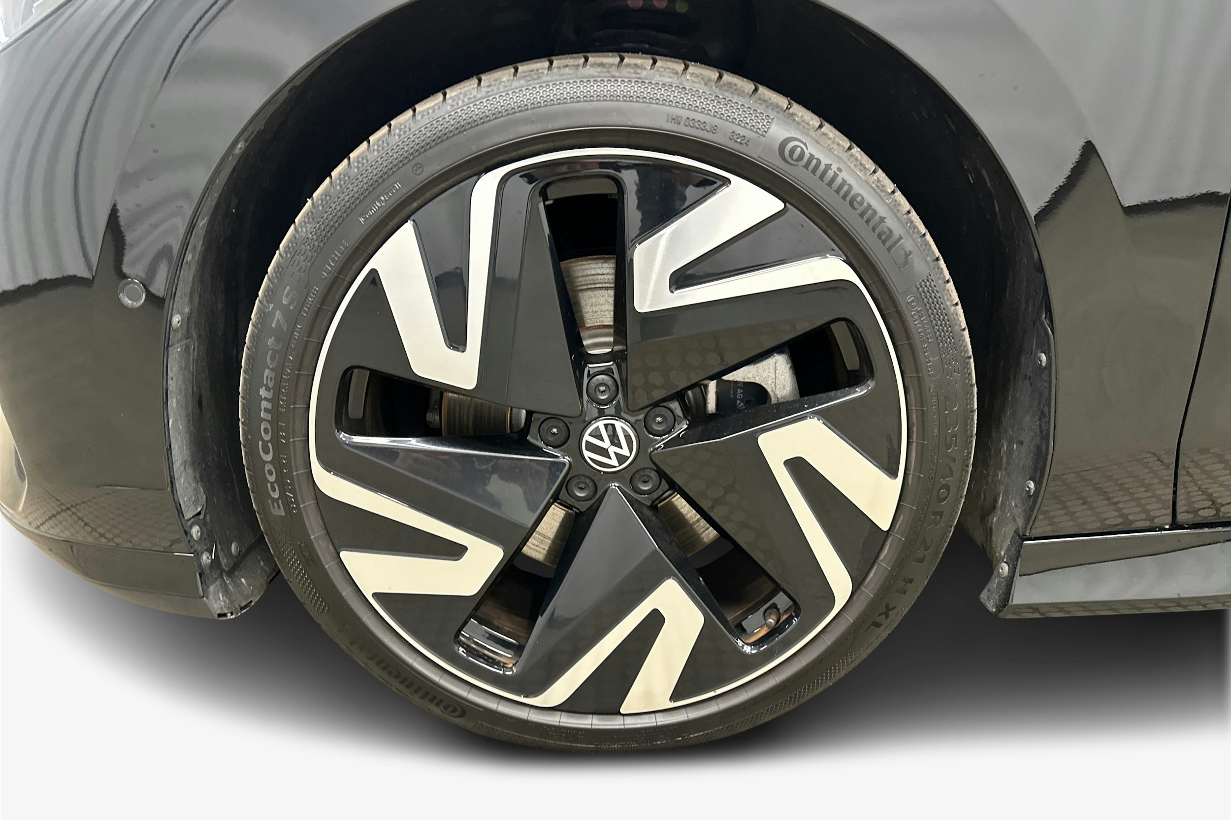 musta Volkswagen ID.7 2025 kuva 11.