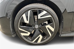 musta Volkswagen ID.7 2025 kuva 11.