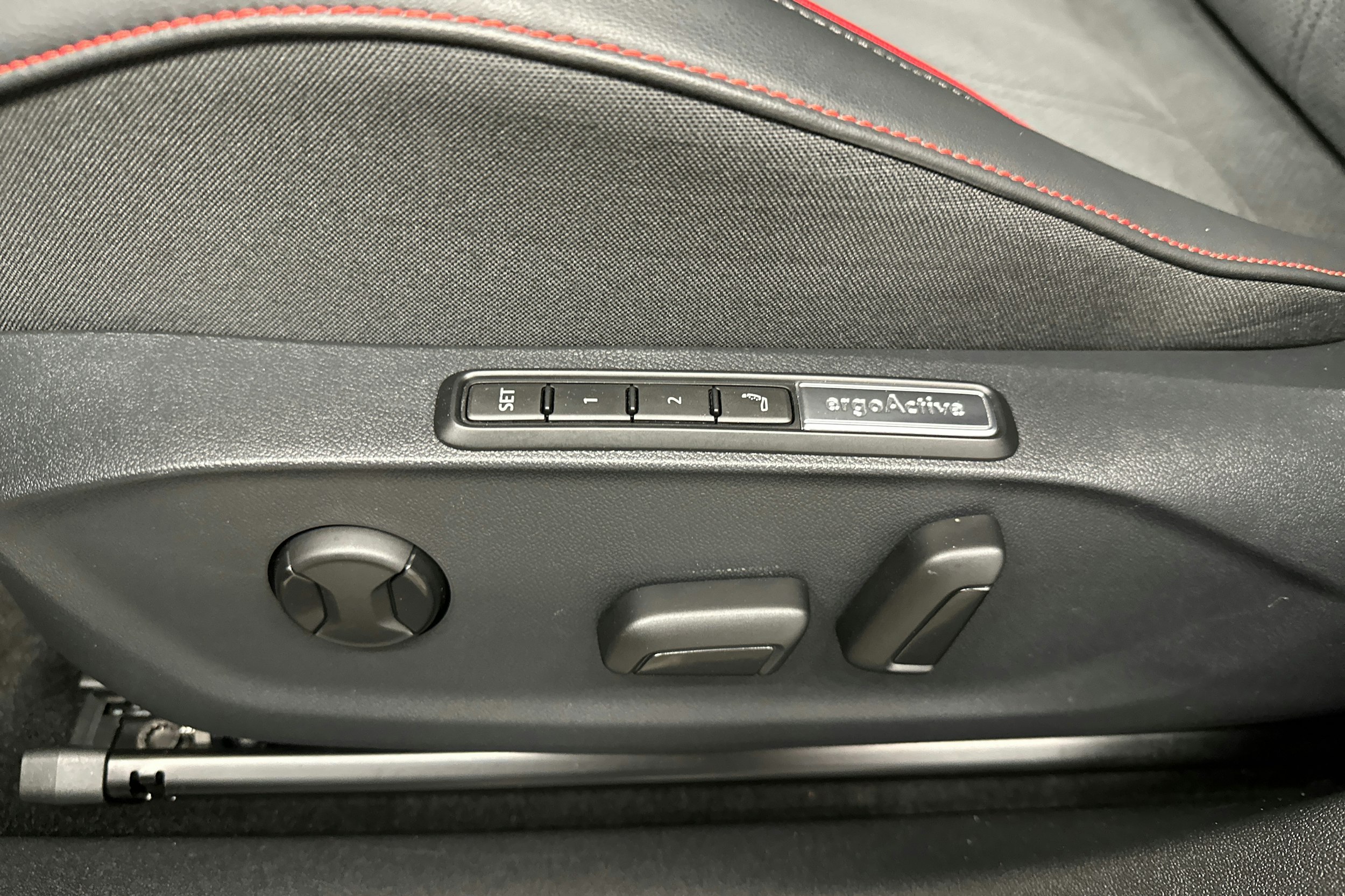 musta Volkswagen ID.7 2025 kuva 31.