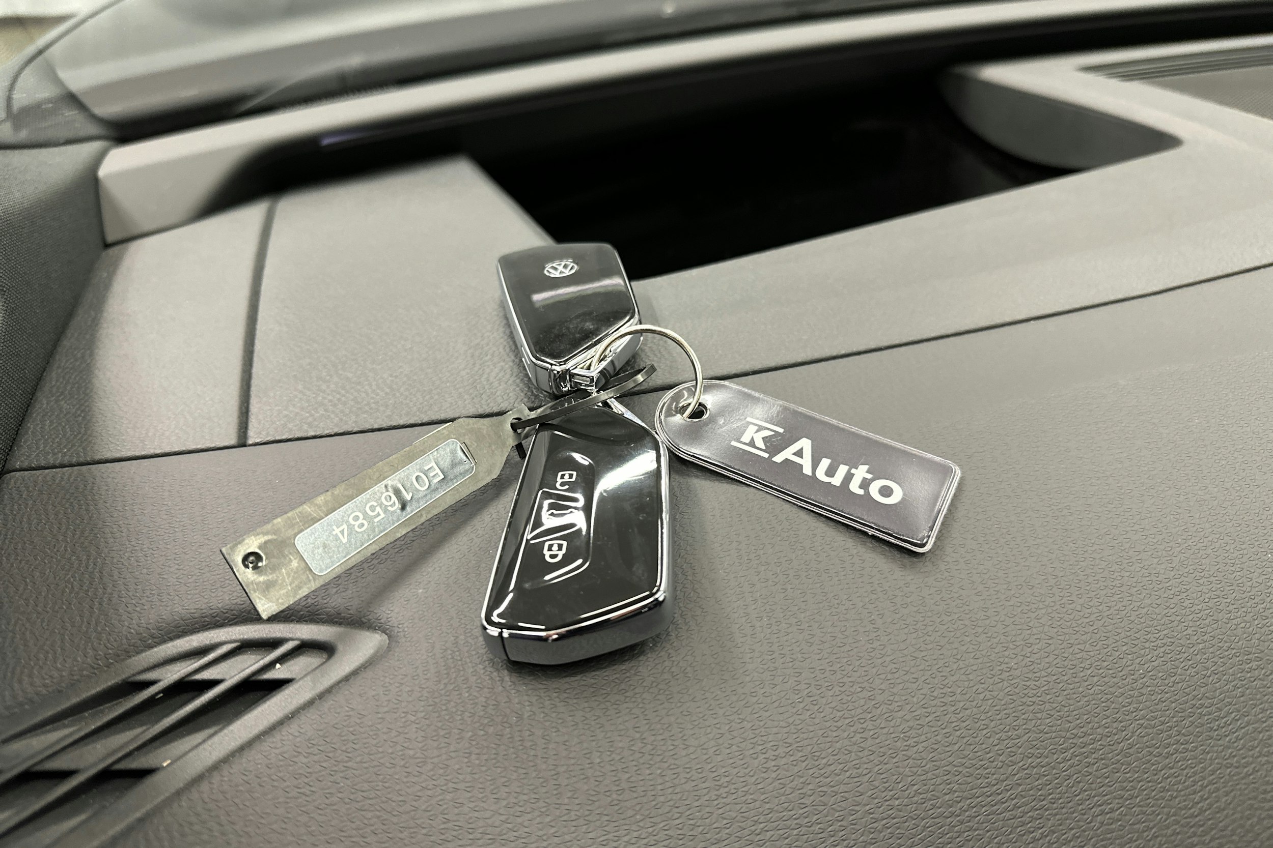 musta Volkswagen ID.7 2025 kuva 36.