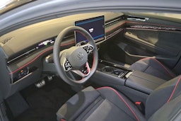 harmaa Volkswagen ID.7 2025 kuva 7.