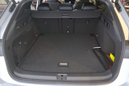 harmaa Volkswagen ID.7 2025 kuva 15.