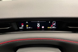 punainen Volkswagen ID.7 2025 kuva 16.