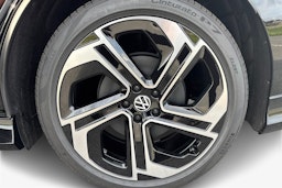 musta Volkswagen ID.7 2025 kuva 9.