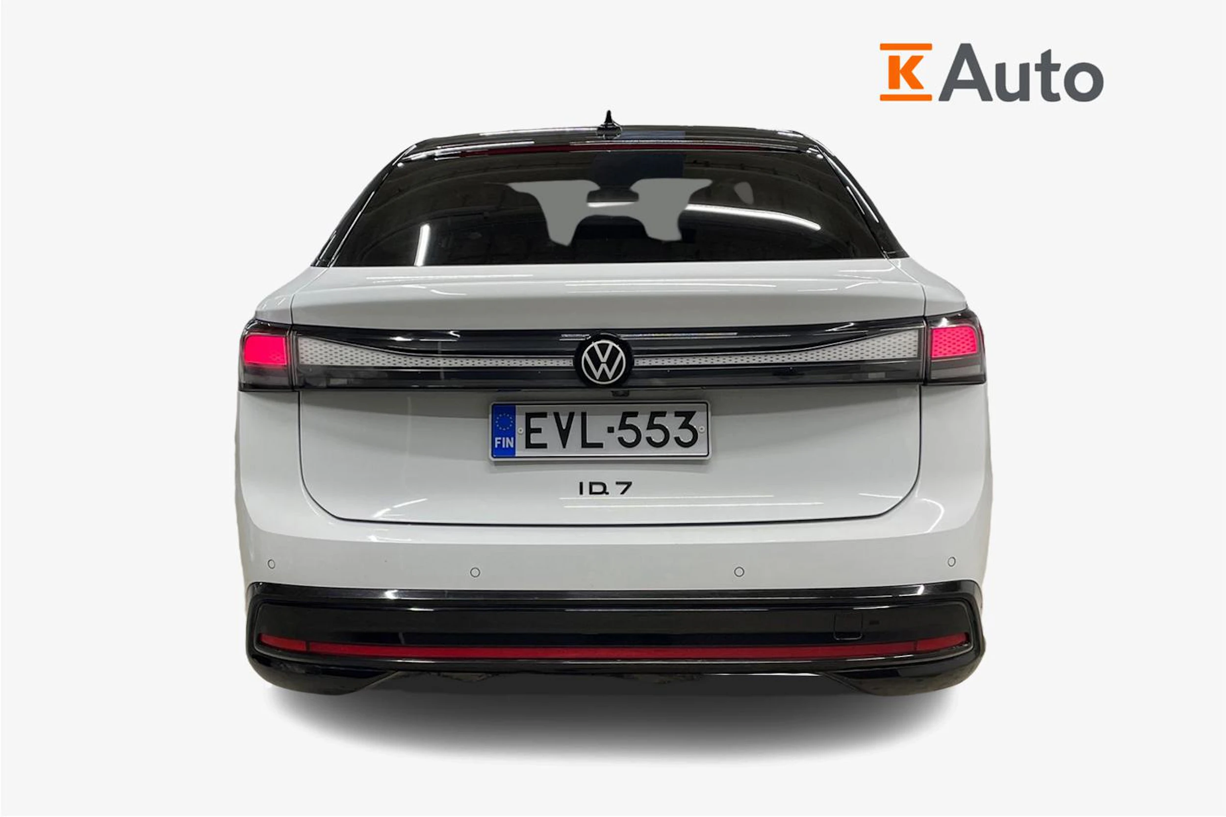 valkoinen Volkswagen ID.7 2025 kuva 6.