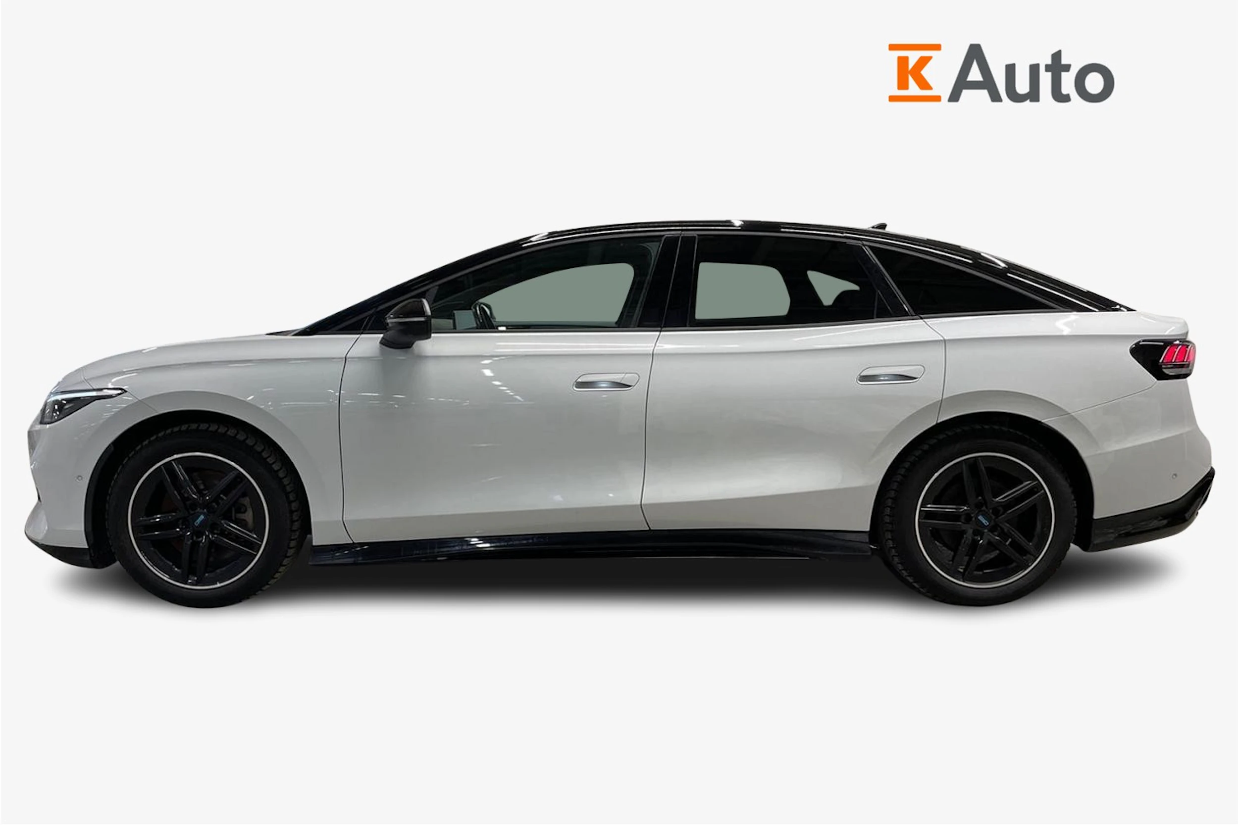 valkoinen Volkswagen ID.7 2025 kuva 9.