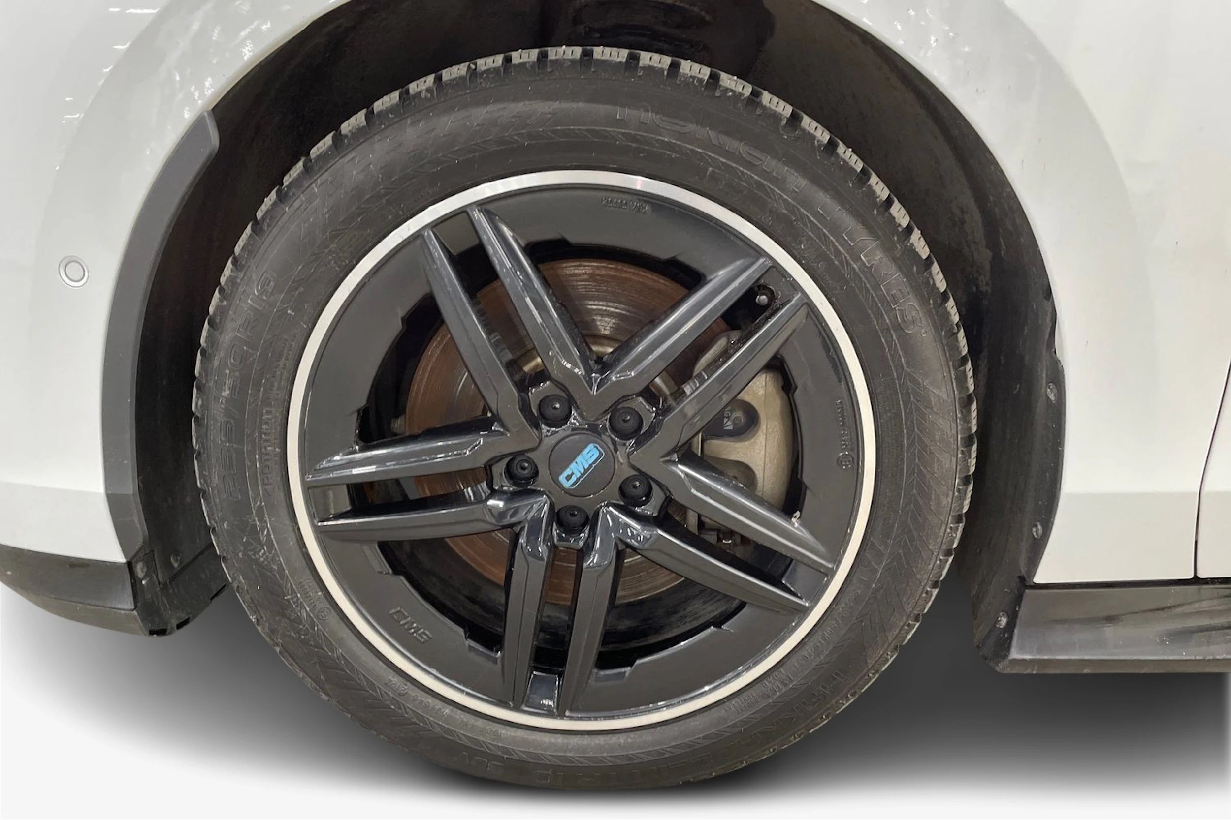 valkoinen Volkswagen ID.7 2025 kuva 14.