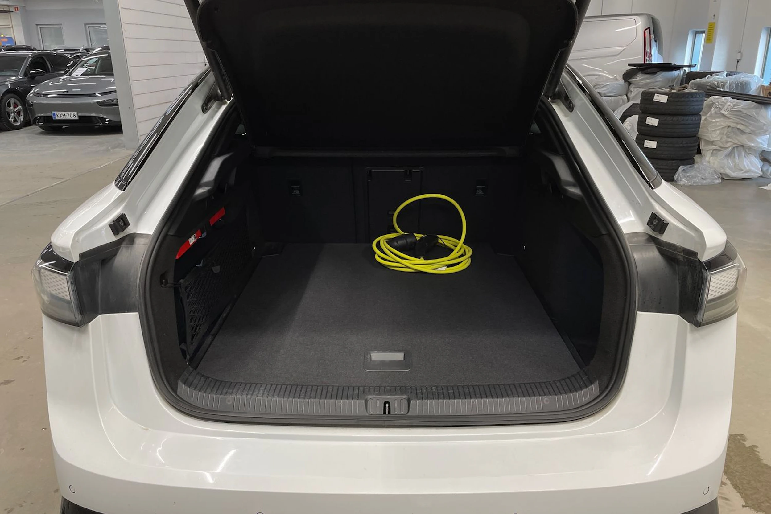 valkoinen Volkswagen ID.7 2025 kuva 18.