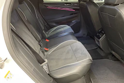 valkoinen Volkswagen ID.7 2025 kuva 19.